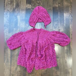 Vintage baby hand knit fuchsia cardigan and bonnet for girls || Vintage clothes